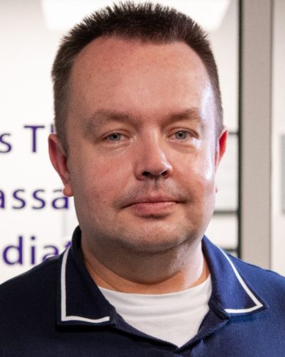 Maxim has over 20 years of experience in healthcare. He noticed a growing gap in essential services, especially with patients experiencing limited access to ear wax removal and enduring long waiting times within the NHS. Maxim also wants to help those affected by skin imperfections, offering skin lesion removal by cryotherapy. He also offers a private blood testing and vitamin injection clinic.